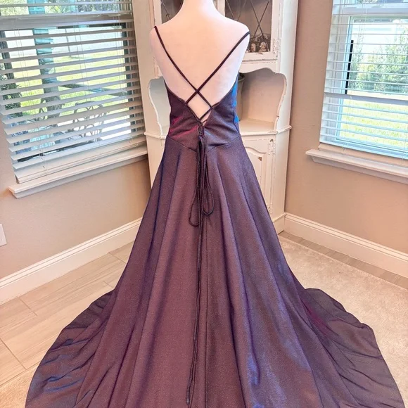 NEW Purple Iridescent Long Prom Dress NWOT Size XL/16 - Picture 8 of 14